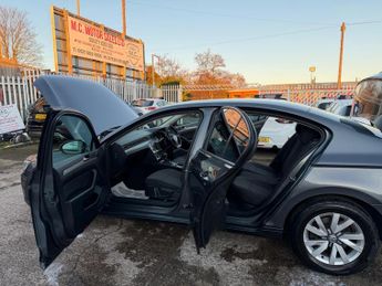 Volkswagen Passat 2.0 TDI BlueMotion Tech S DSG Euro 6 (s/s) 4dr