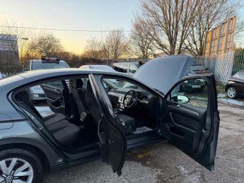 Volkswagen Passat 2.0 TDI BlueMotion Tech S DSG Euro 6 (s/s) 4dr