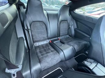 Mercedes-Benz C Class 2.1 C220 CDI AMG Sport Edition G-Tronic+ Euro 5 (s/s) 2dr