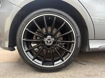 Mercedes-Benz A Class 2.1 A200d AMG Line (Executive) 7G-DCT Euro 6 (s/s) 5dr