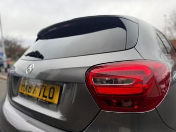 Mercedes-Benz A Class 2.1 A200d AMG Line (Executive) 7G-DCT Euro 6 (s/s) 5dr