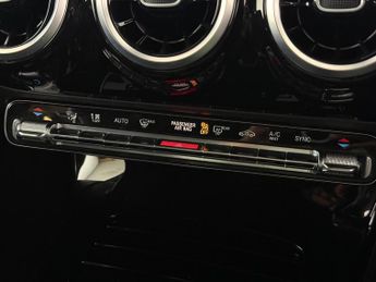 Mercedes-Benz A Class 1.5 A180d Sport (Executive) 7G-DCT Euro 6 (s/s) 5dr