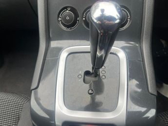 Peugeot 5008 1.6 e-HDi Active EGC Euro 5 (s/s) 5dr