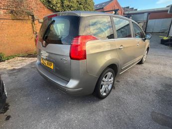 Peugeot 5008 1.6 e-HDi Active EGC Euro 5 (s/s) 5dr