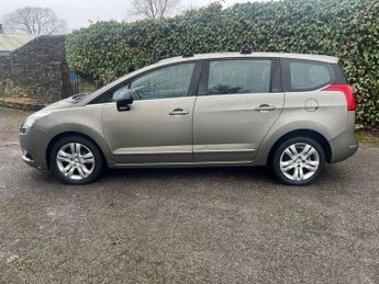 Peugeot 5008 1.6 e-HDi Active EGC Euro 5 (s/s) 5dr