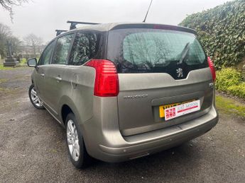 Peugeot 5008 1.6 e-HDi Active EGC Euro 5 (s/s) 5dr