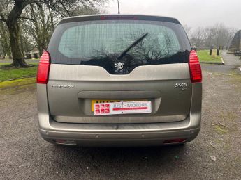 Peugeot 5008 1.6 e-HDi Active EGC Euro 5 (s/s) 5dr