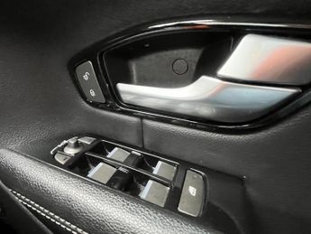 Land Rover Range Rover Evoque 2.0 TD4 SE Tech Auto 4WD Euro 6 (s/s) 5dr