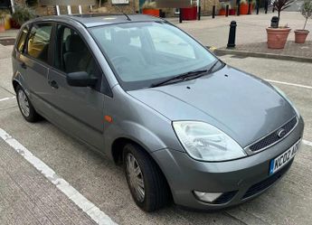 Ford Fiesta 1.6 Ghia 5dr