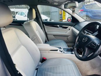 Mercedes-Benz C Class 2.1 C200 CDI BlueEfficiency Executive SE Saloon 4dr Diesel Auto 