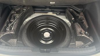 Toyota Corolla 1.8 VVT-h Icon Tech CVT Euro 6 (s/s) 5dr