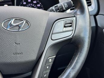 Hyundai Santa Fe 2.2 CRDi Blue Drive Premium SE Auto 4WD Euro 6 (s/s) 5dr (7 Seat