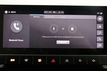 MG MG4 64kWh Trophy Long Range Auto 5dr