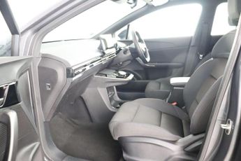 MG MG4 51kWh SE Auto 5dr