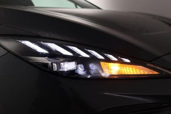 MG MG4 51kWh SE Auto 5dr