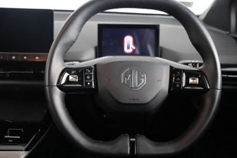 MG MG4 51kWh SE Auto 5dr