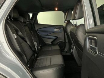 Nissan Qashqai 1.3 DIG-T MHEV Tekna XTRON Euro 6 (s/s) 5dr