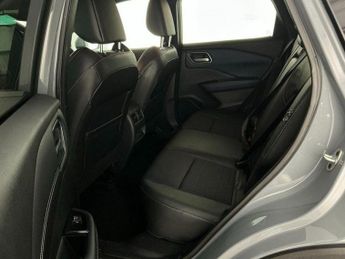 Nissan Qashqai 1.3 DIG-T MHEV Tekna XTRON Euro 6 (s/s) 5dr