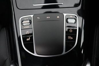 Mercedes-Benz EQC EQC 400 80kWh AMG Line (Premium Plus) Auto 4MATIC 5dr