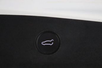 Tesla Model 3 (Dual Motor) Long Range Auto 4WDE 4dr