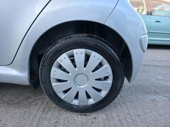 Toyota AYGO 1.0 VVT-i Ice MultiMode Euro 5 5dr