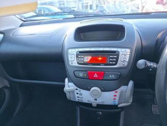 Toyota AYGO 1.0 VVT-i Ice MultiMode Euro 5 5dr