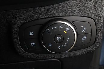 Ford Fiesta 1.0T EcoBoost Titanium Euro 6 (s/s) 5dr