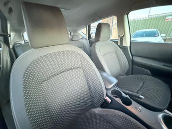 Nissan Qashqai 2.0 Acenta 2WD 5dr