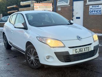 Renault Megane 1.6 16V Expression Euro 5 5dr