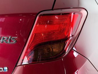 Toyota Yaris 1.5 VVT-h Icon E-CVT Euro 6 5dr