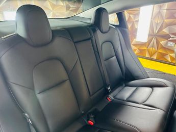 Tesla Model 3 (Dual Motor) Long Range Auto 4WDE 4dr