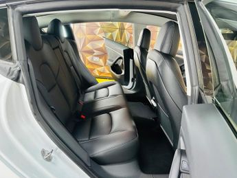 Tesla Model 3 (Dual Motor) Long Range Auto 4WDE 4dr