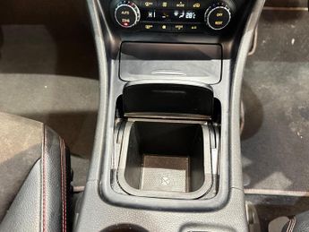 Mercedes-Benz CLA 2.1 CLA200 CDI AMG Sport Coupe 7G-DCT Euro 6 (s/s) 4dr