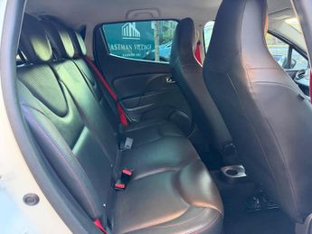 Renault Clio 1.6 TCe Renaultsport Nav Trophy Auto Euro 6 (s/s) 5dr