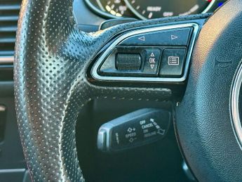 Audi A6 Saloon 2.0 TDI Black Edition S Tronic quattro Euro 6 (s/s) 4dr