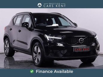 Volvo XC40 Plus Dark T4 (211 hp) Auto