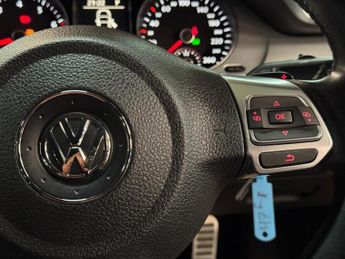 Volkswagen Passat 1.4 TSI R-Line Estate 5dr Petrol DSG Euro 6 (s/s) (125 ps)