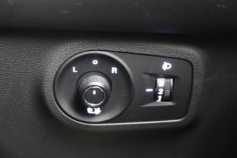 MG MG ZS 72.6kWh SE Long Range Auto 5dr