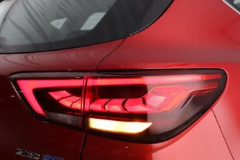 MG MG ZS 72.6kWh SE Long Range Auto 5dr