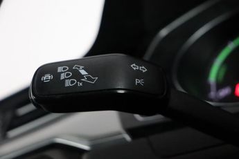 Volkswagen Passat 1.4 TSI 13kWh GTE DSG Euro 6 (s/s) 5dr