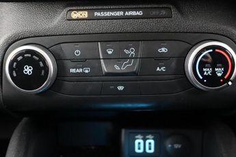 Ford Focus 1.5 EcoBlue Zetec Auto Euro 6 (s/s) 5dr