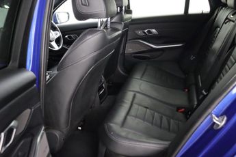 BMW 3 Series 2.0 330e 12kWh M Sport Touring Auto xDrive Euro 6 (s/s) 5dr