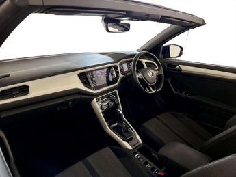 Volkswagen T-Roc 1.5 TSI EVO Design Cabriolet 2dr Petrol DSG Euro 6 (s/s) (150 ps