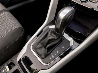 Volkswagen T-Roc 1.5 TSI EVO Design Cabriolet 2dr Petrol DSG Euro 6 (s/s) (150 ps