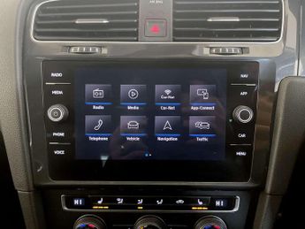 Volkswagen Golf 1.0 TSI Match Edition Euro 6 (s/s) 5dr