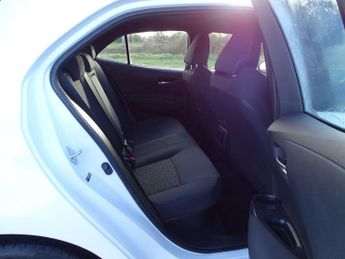 Toyota Corolla 1.8 VVT-h Icon CVT Euro 6 (s/s) 5dr