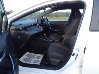 Toyota Corolla 1.8 VVT-h Icon CVT Euro 6 (s/s) 5dr