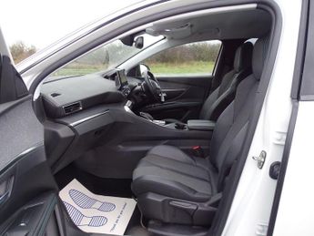 Peugeot 3008 1.5 BlueHDi Allure Premium + EAT Euro 6 (s/s) 5dr