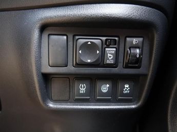 Nissan Juke 1.6 Tekna SUV 5dr Petrol XTRON Euro 6 (117 ps)