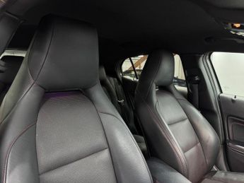 Mercedes-Benz GLA 2.1 GLA220d AMG Line (Premium) 7G-DCT 4MATIC Euro 6 (s/s) 5dr